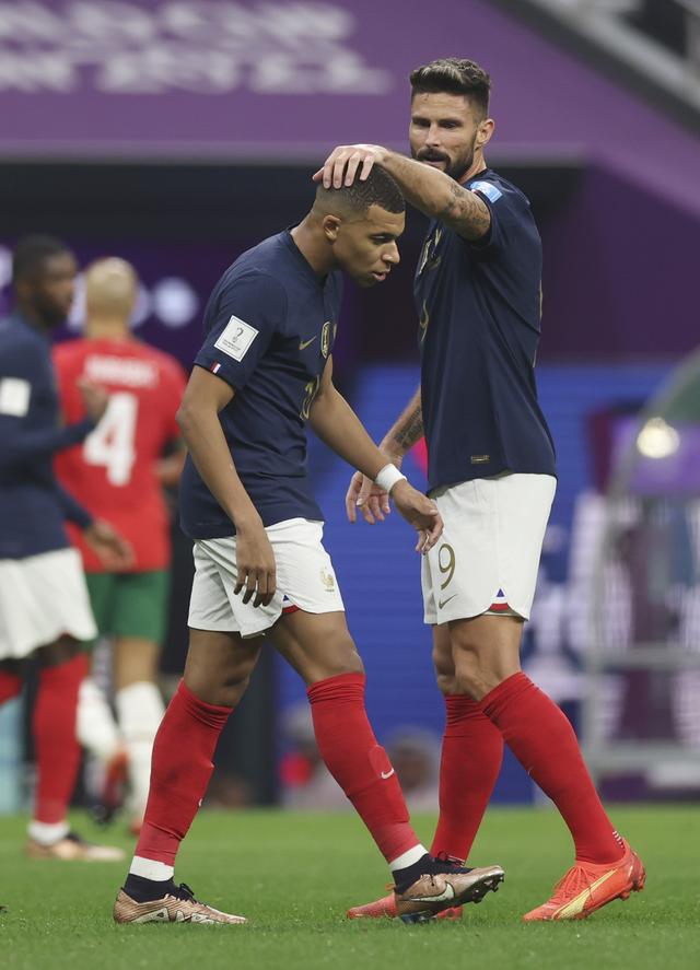 （卡塔尔世界杯）足球——半决赛：法国对阵摩洛哥(9)